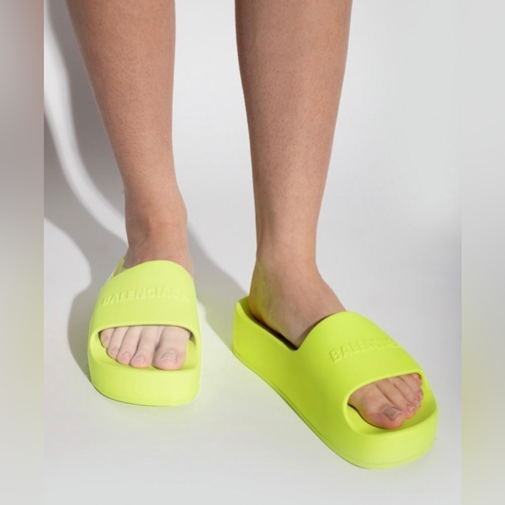 Balenciaga Chunky Slide Rubber Logo Platform Sandals in Neon - NWT
